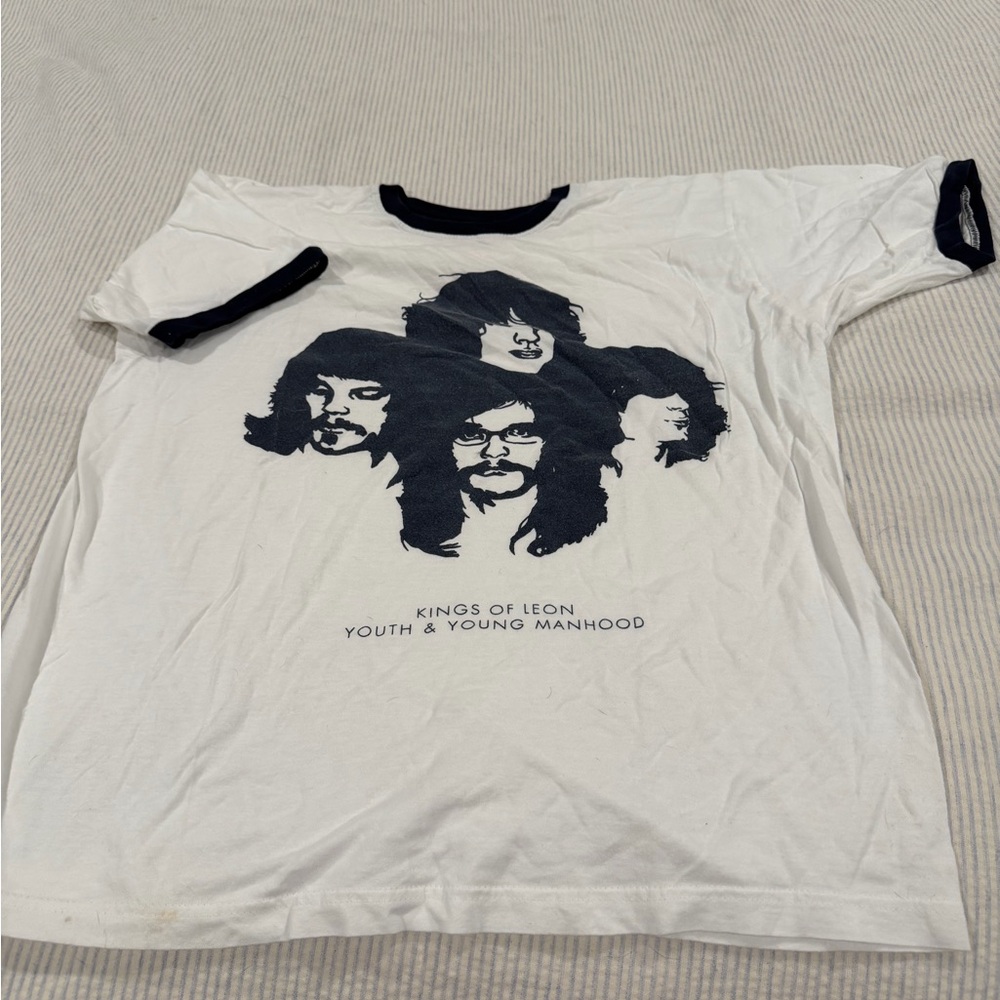 White Graphic T-Shirt- Kings of Leon L